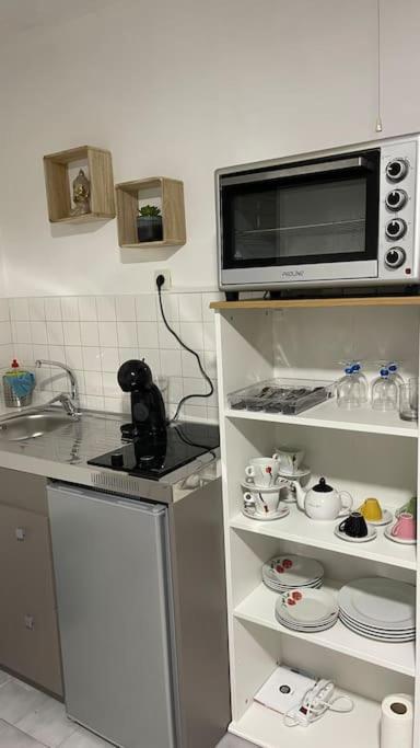 Joli Studio Dans Le Village แซ็งต์-มารี-เดอ-ลา-แมร์ ภายนอก รูปภาพ